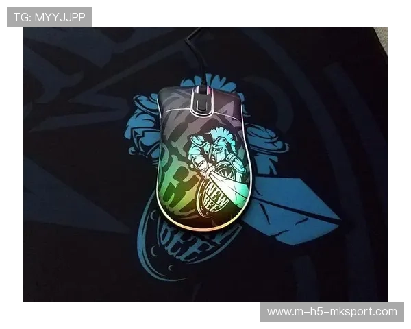 战队艺术联名合作推出限量藏品，艺术战队名称